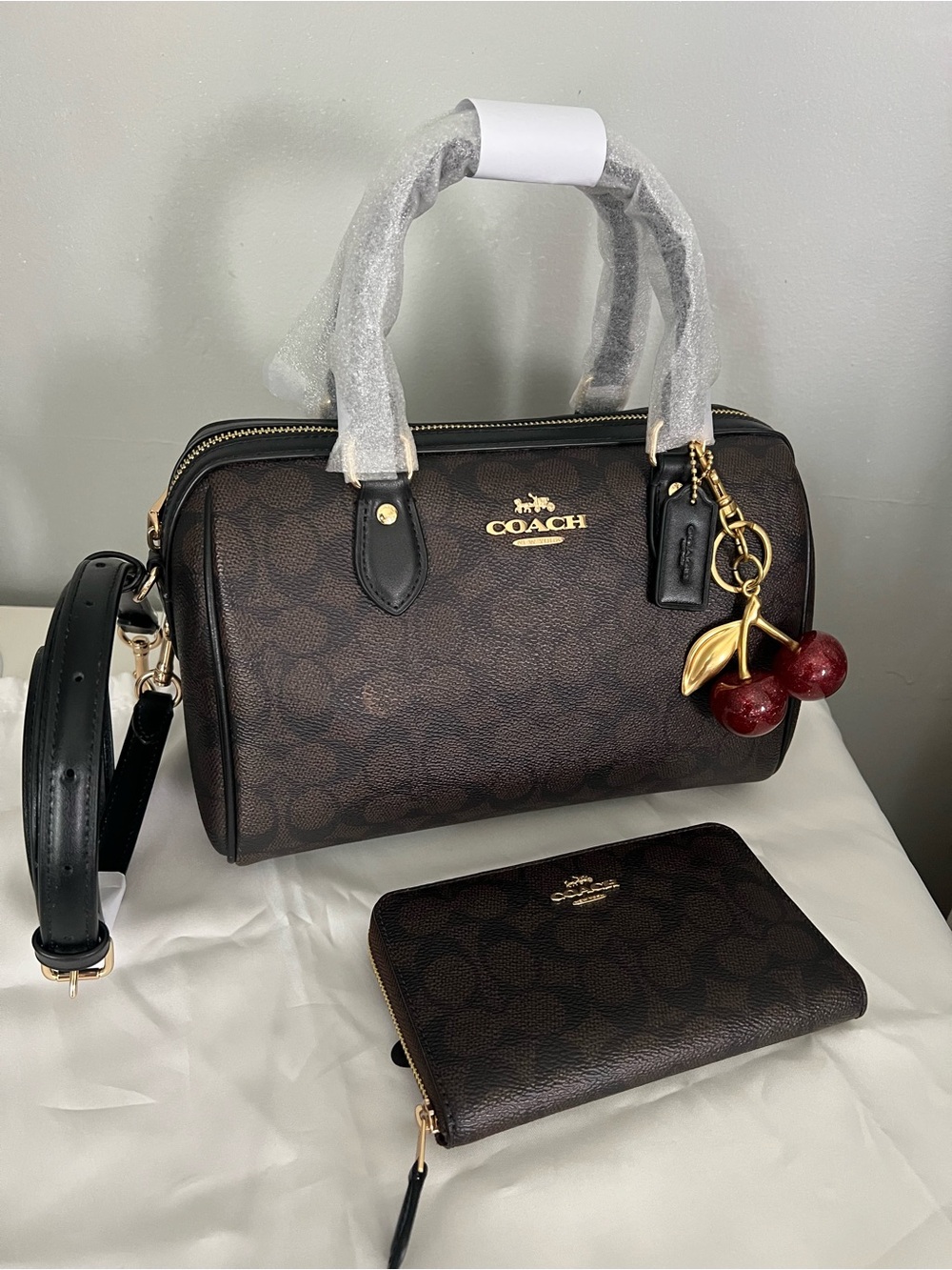 Coach Rowan Satchel In Signature Canvas And Matching Wallet - Picture 10 of 16